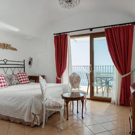 Apartment In Nocelle With Amalfi Coast Views